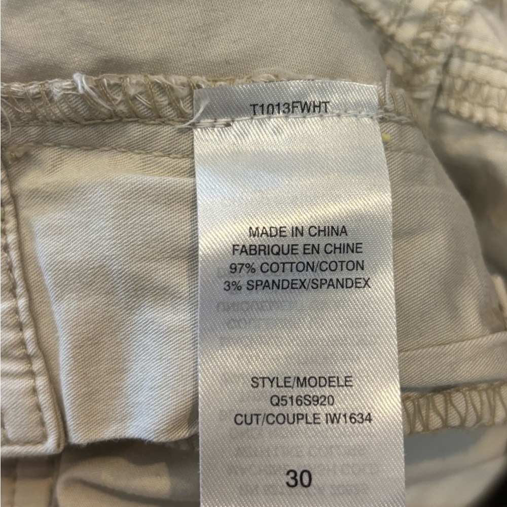 Guess Women's Shorts - Picture 3 of 6
